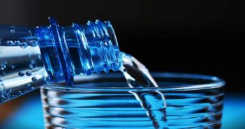 8 Incredible Health Benefits of Sparkling Mineral Water Health Benefits of Sparkling Mineral Water